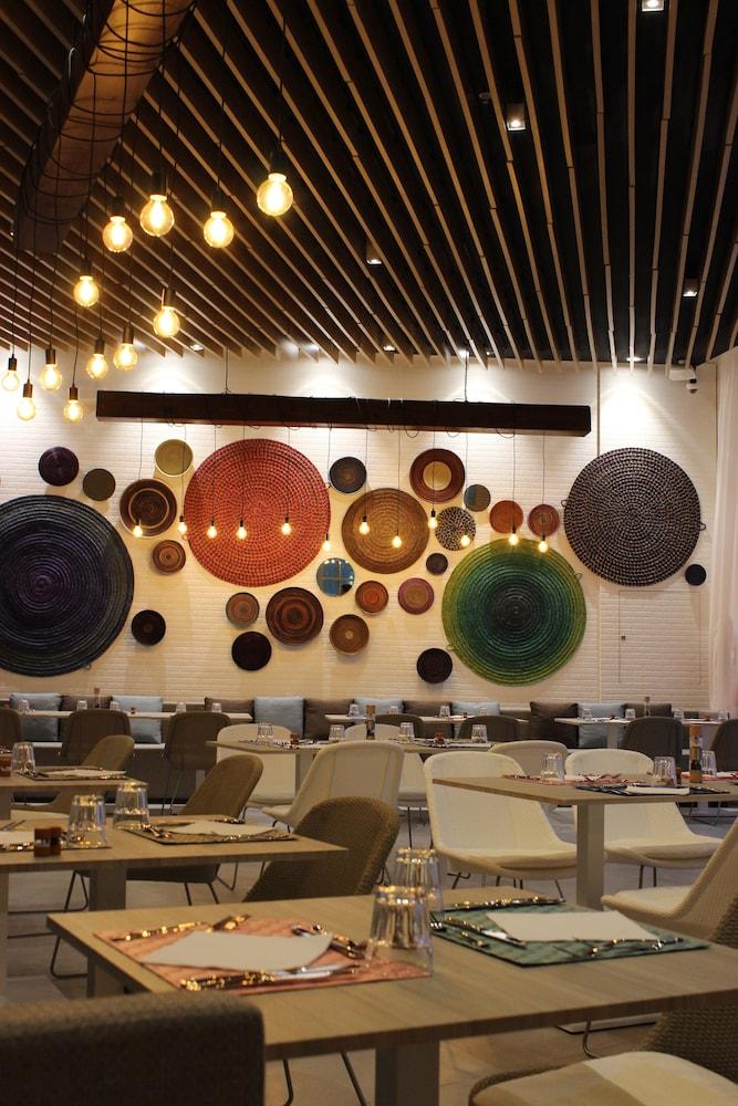 Pearl Marriott & Sousse