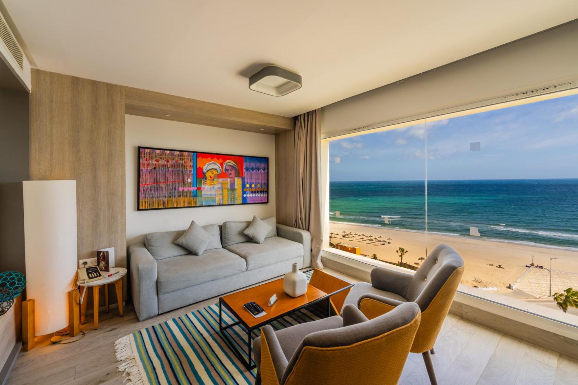 Pearl Marriott & Hotel 5*
